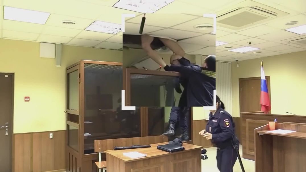 Court Cam- Russian Man Tries to Escape from Court