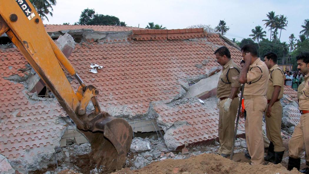 More than 100 dead in fireworks explosion