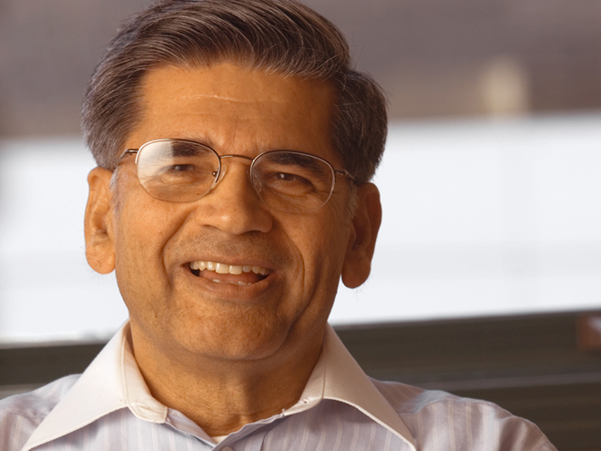Silicon Valley venture capitalist Vish Mishra honored in Peoria with the Banyan Tree Award