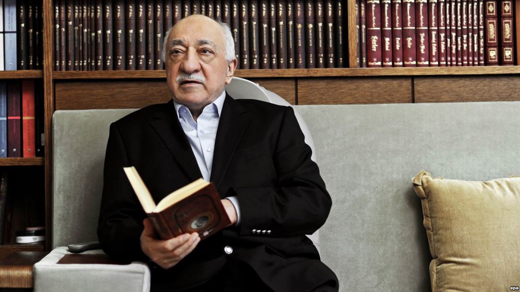 Turkey demands U.S. to extradite Gulen, Kerry wants evidence 