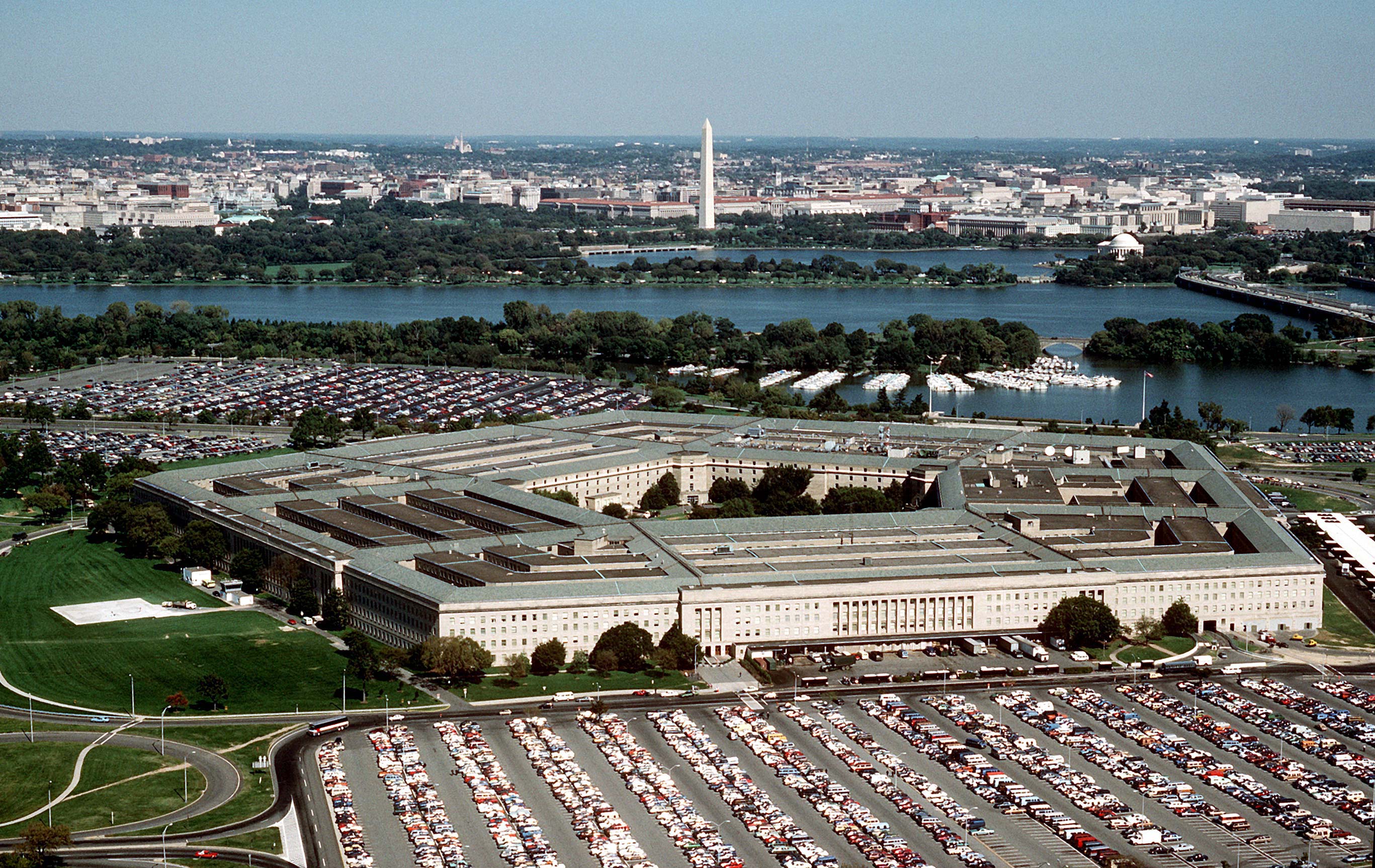Report: Pentagon buried study exposing $125 billion in waste