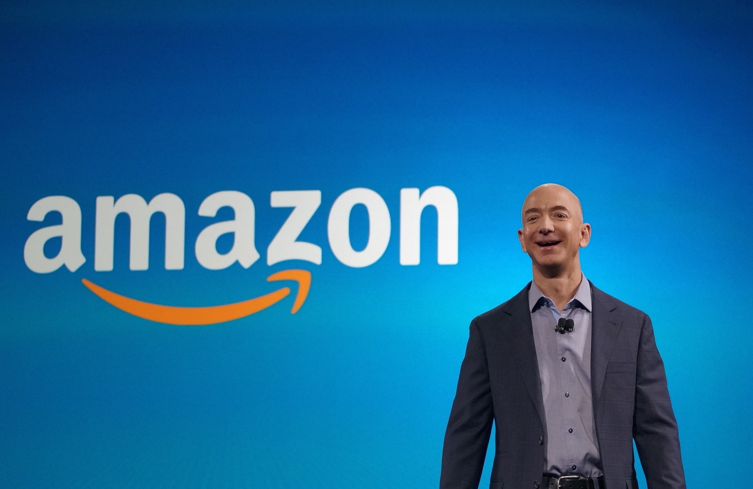 Microsoft joins Amazon’s Lawsuit over Trump Immigration Ban