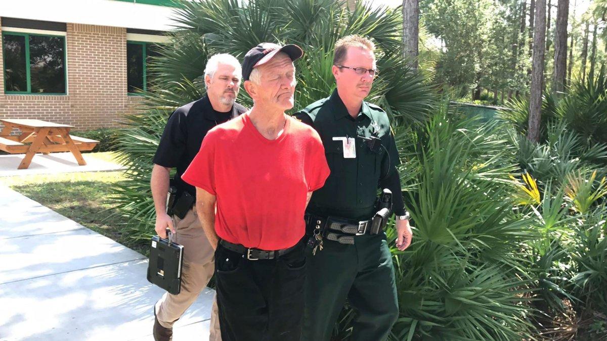 Florida man sets Indian owned store on fire, assuming its Arab owned