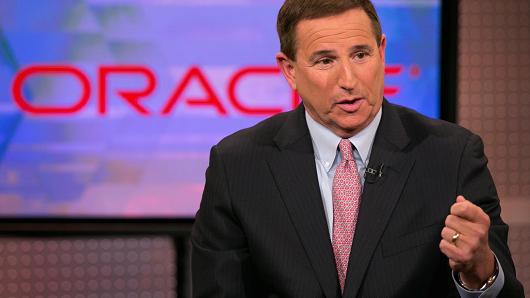 Oracle CEO Mark Hurd says F1 students should be allowed to work