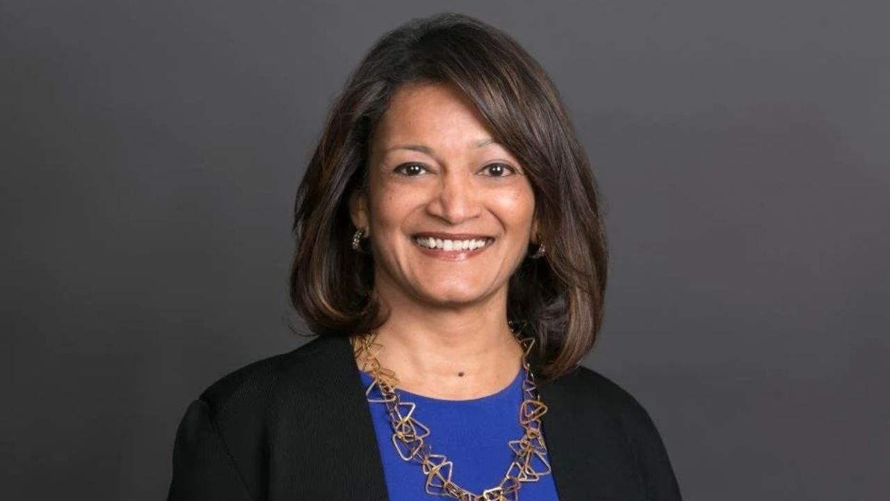 Susheela Jayapal resigns as county commissioner to run for Congress