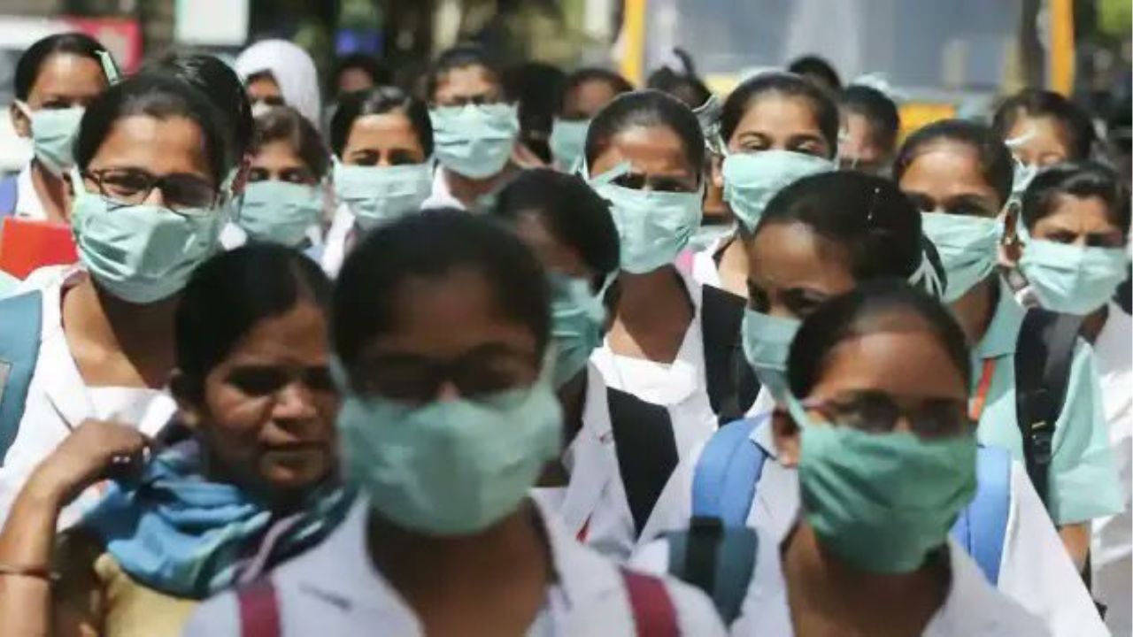 NHS initiative: UK to recruit 2,000 doctors from India to alleviate medical staff shortage
