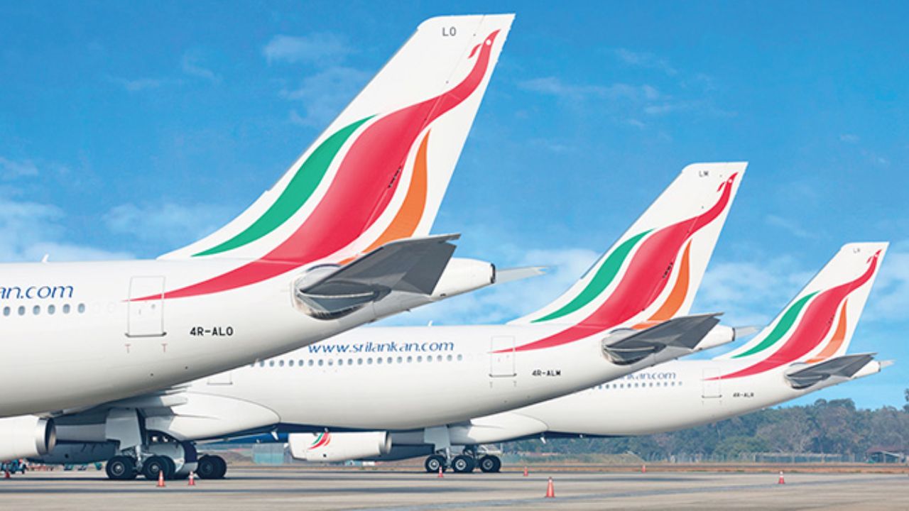 Sri Lanka moves to sell troubled national carrier SriLankan Airlines