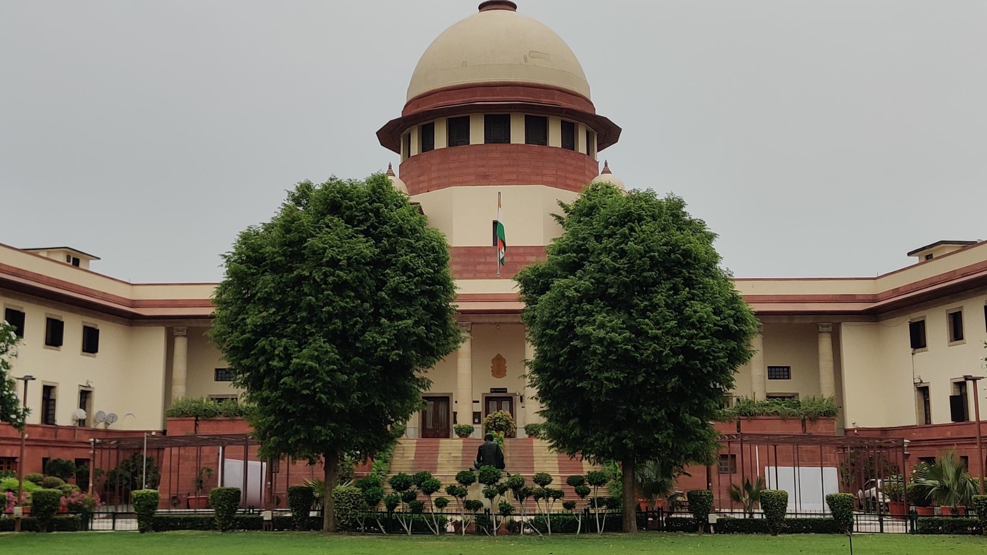 Divorced Muslim women can seek alimony in new Indian Supreme Court ruling