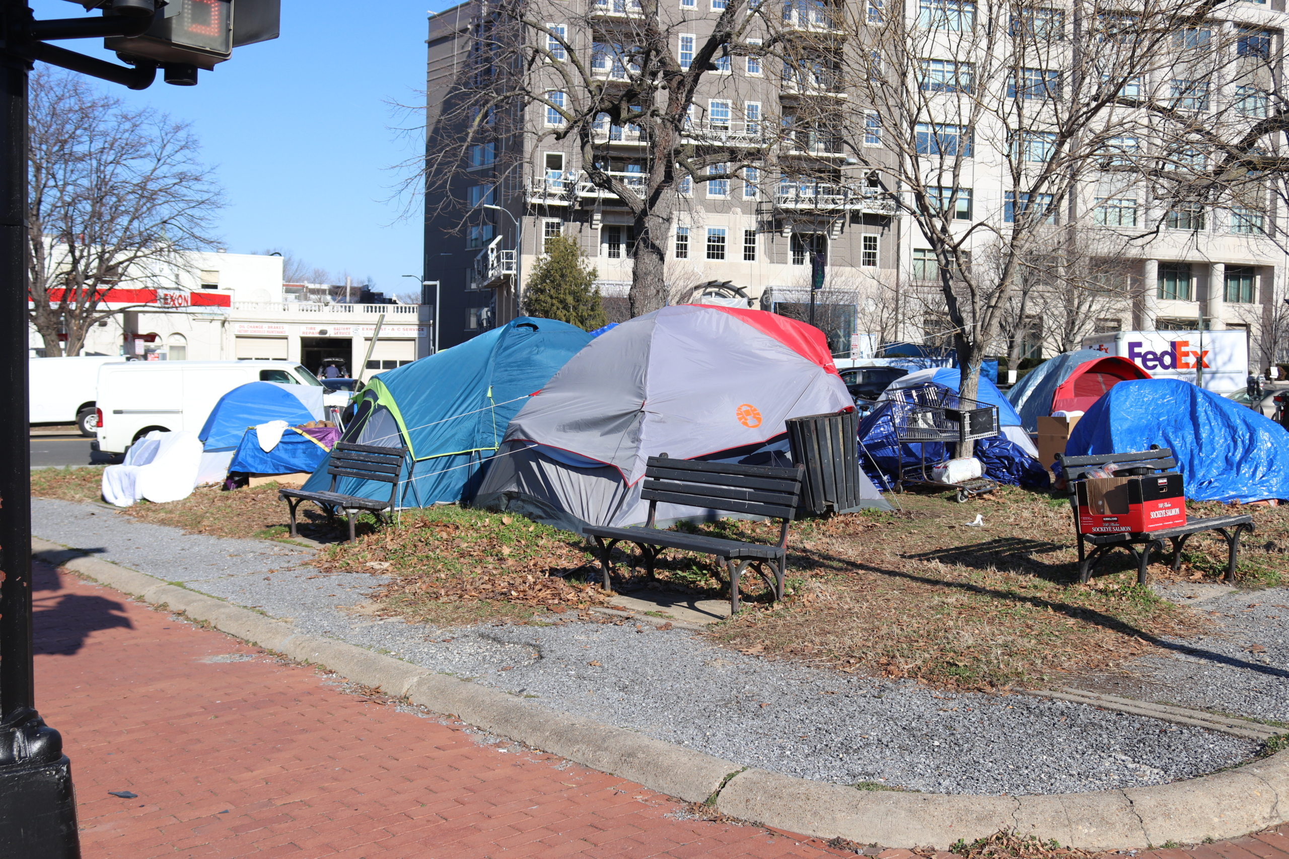 Supreme Court allows cities to ban homeless people from sleeping in public spaces