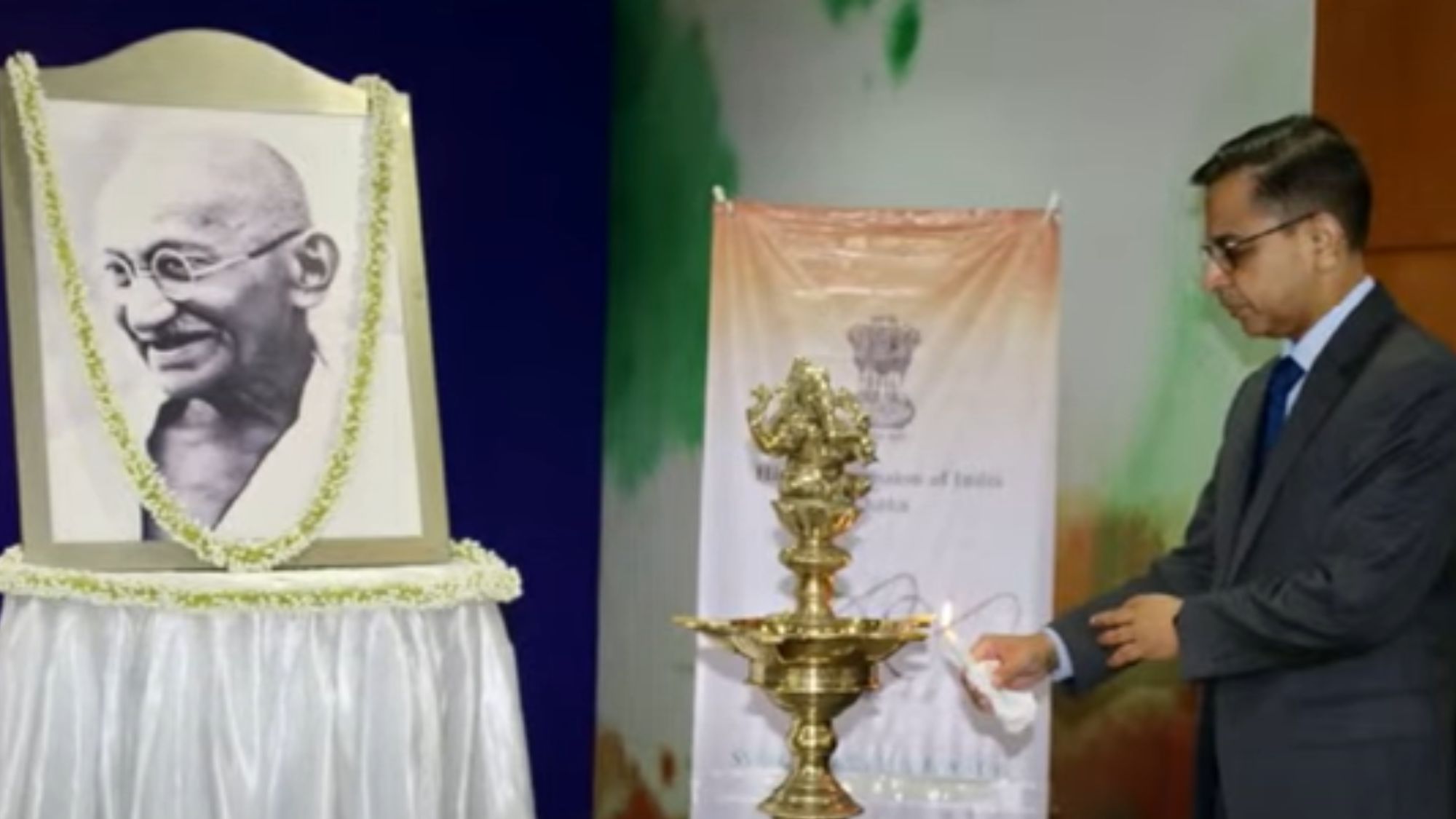 A New Monument for Peace: Unveiling Mahatma Gandhi’s Bust at Seattle Center