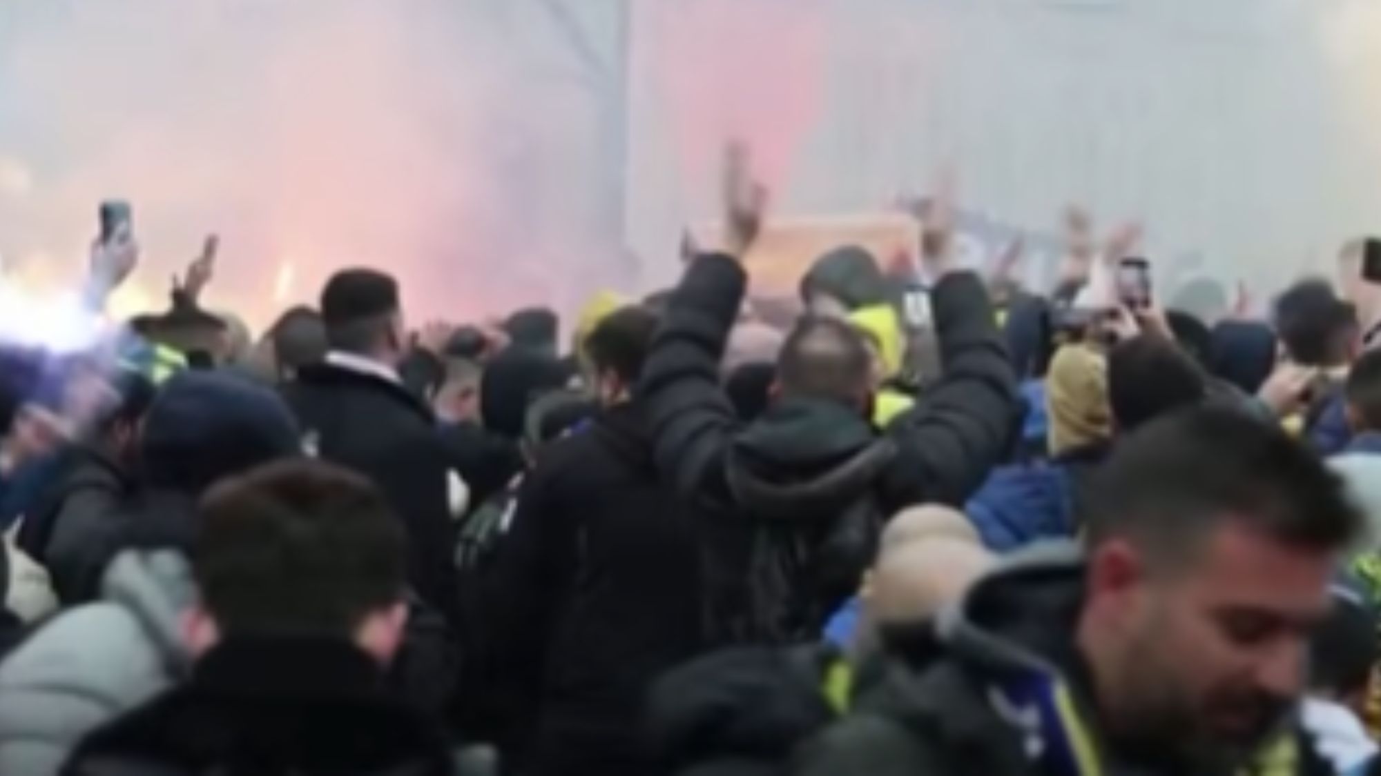 Amsterdam halts protests following antisemitic assaults on Israeli football supporters