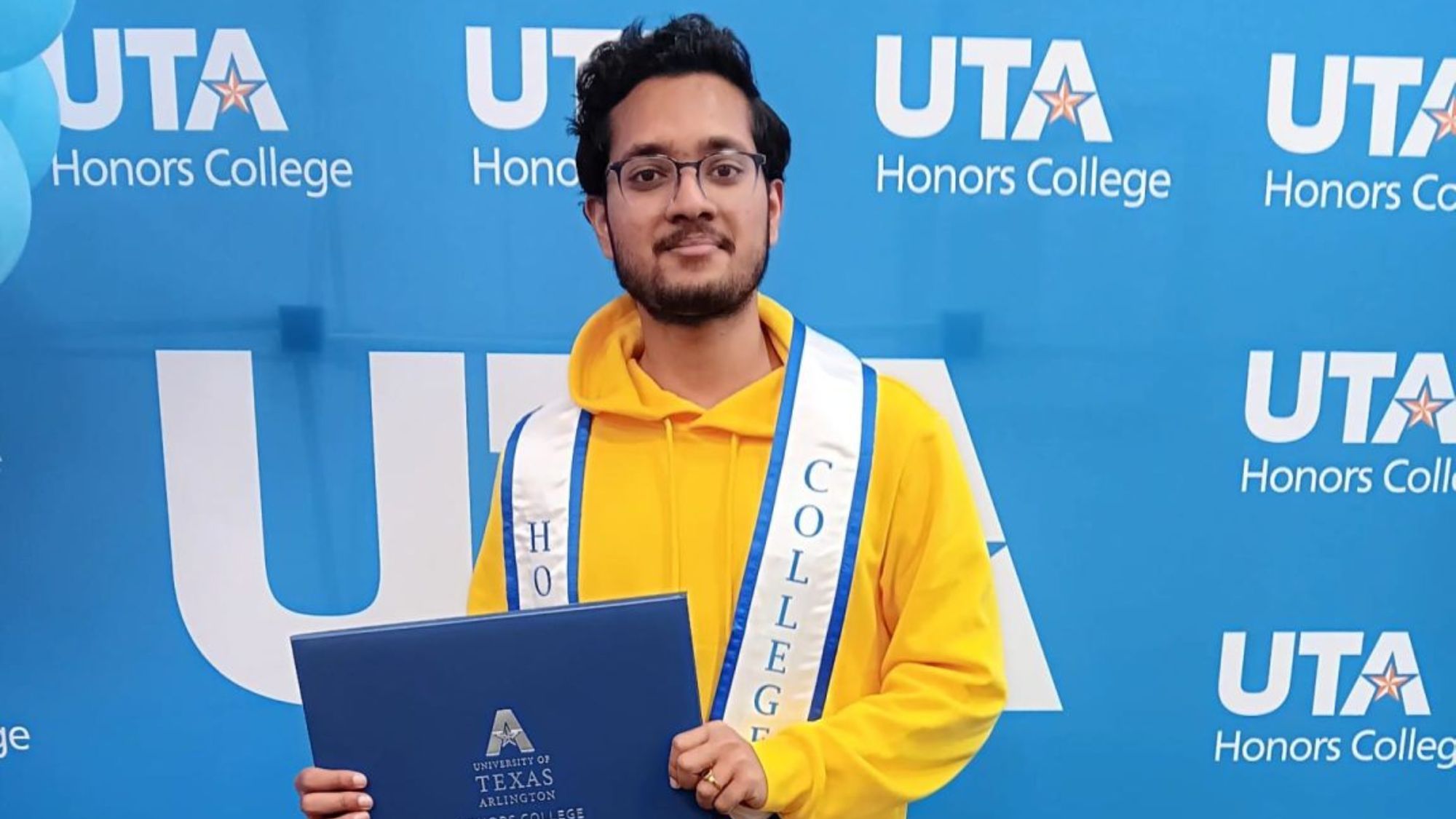 UT Arlington Physics student wins top award for groundbreaking Graphene research