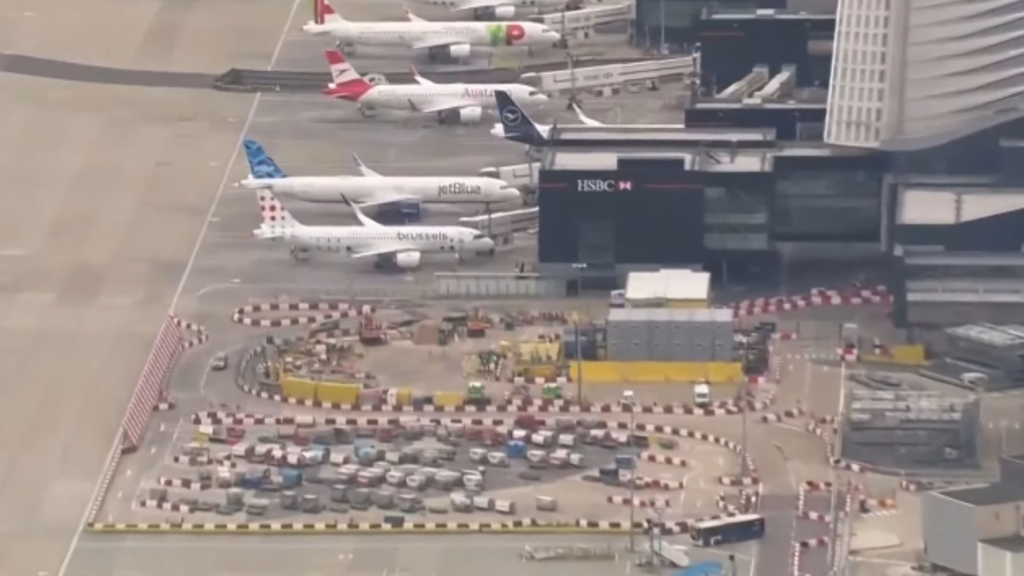 Record fire closes Heathrow, grounds more than 1,300 flights