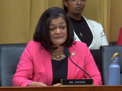 Jayapal mobilizes Seattle against planned Medicaid reductions