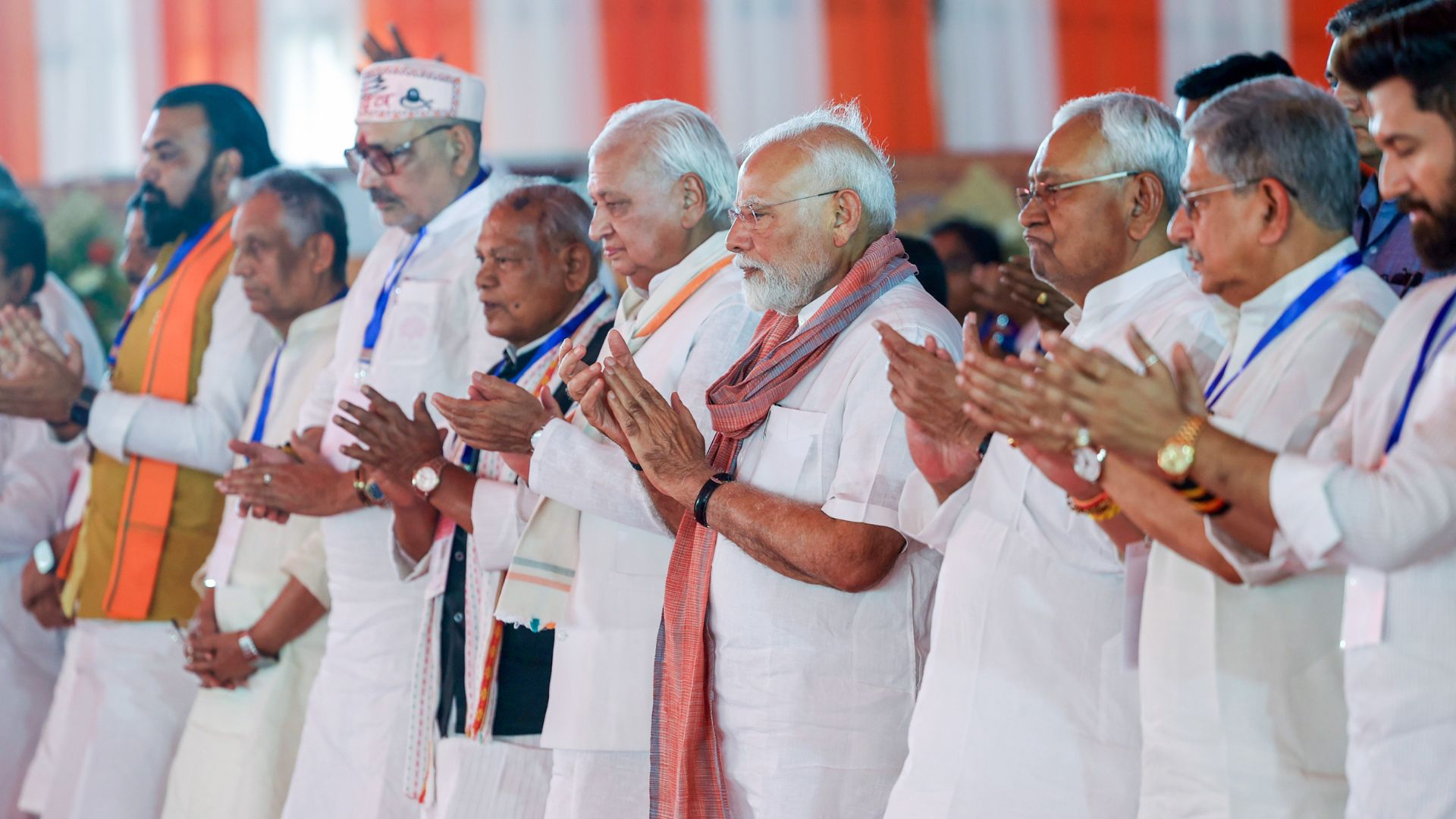 Modi vows to “punish every terrorist” in Kashmir attack, announces sanctions against Pakistan