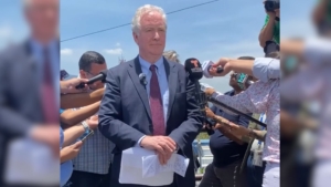 Sen. Van Hollen flies to El Salvador in effort to get Kilmar Abrego García released