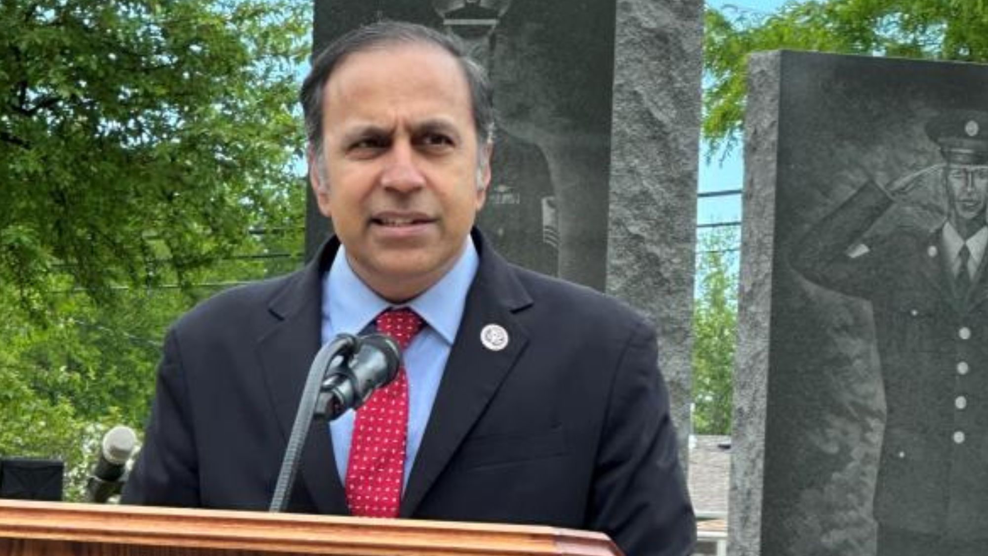 Krishnamoorthi, Thanedar named in Minnesota shooter’s hit list