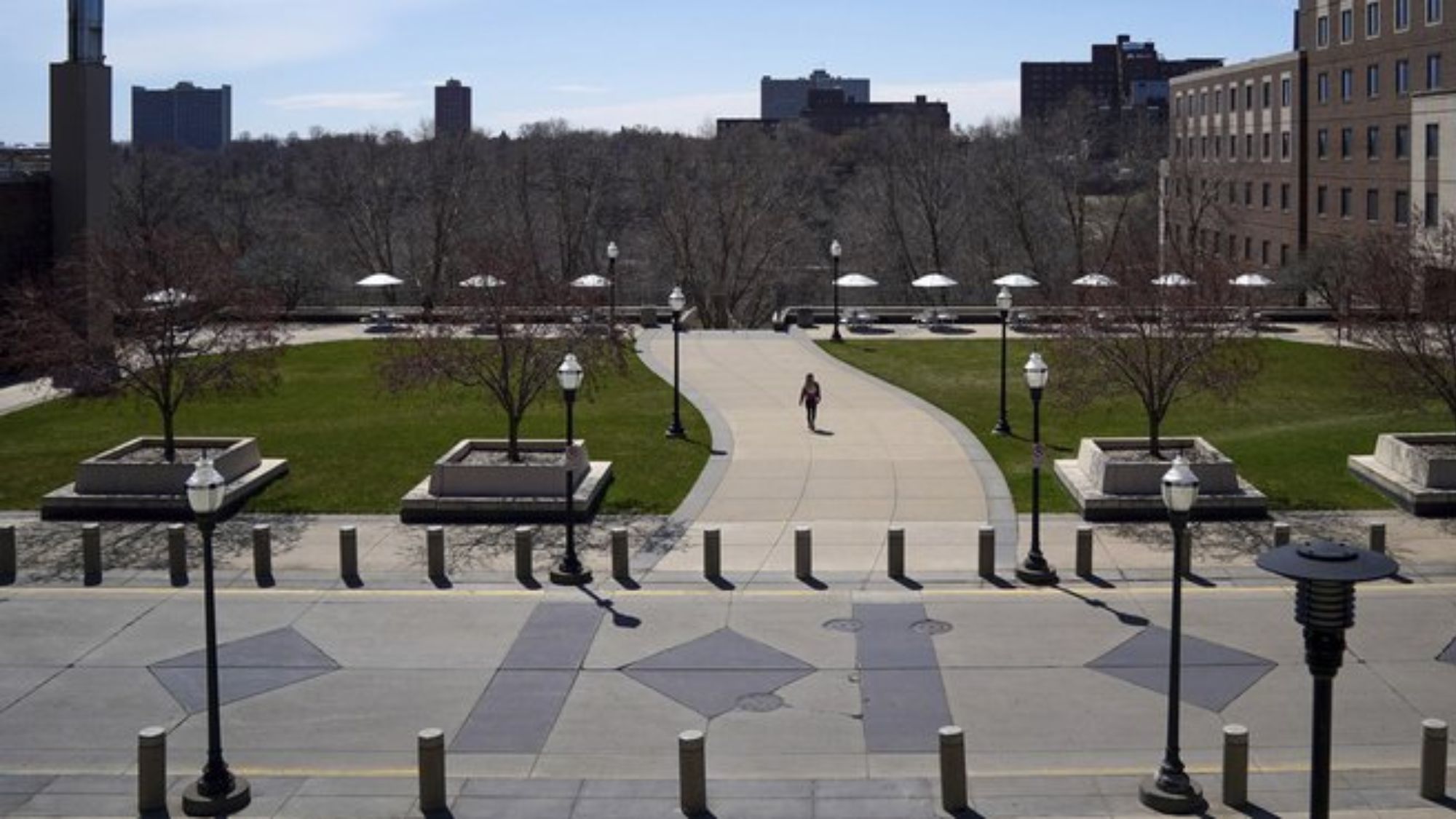 Minnesota faces lawsuit over college aid for immigrants