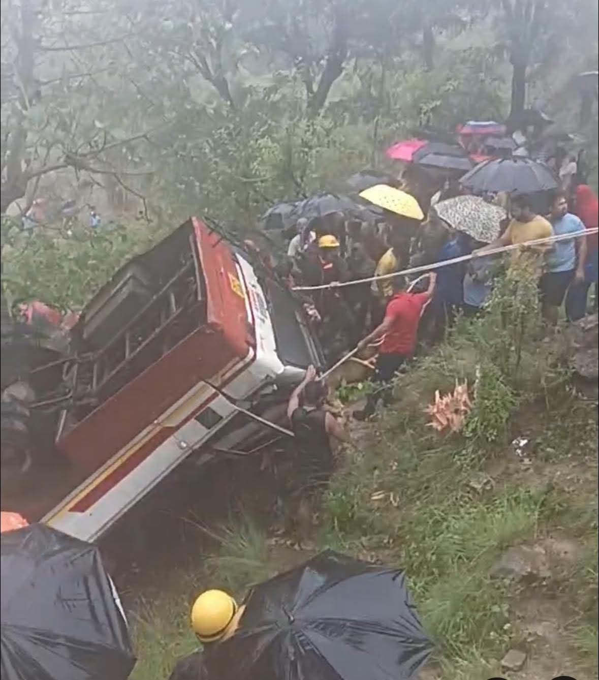 Bus Plunges Into Gorge Amid Heavy Rain in India's Mandi, 2 Dead, 25 Injured