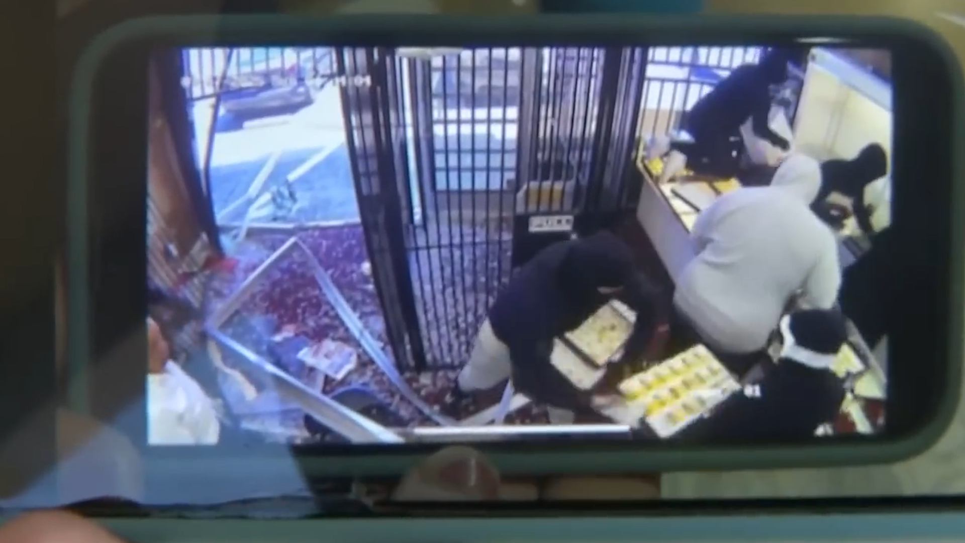 Another brazen heist targets Bay Area Indian jewelry store