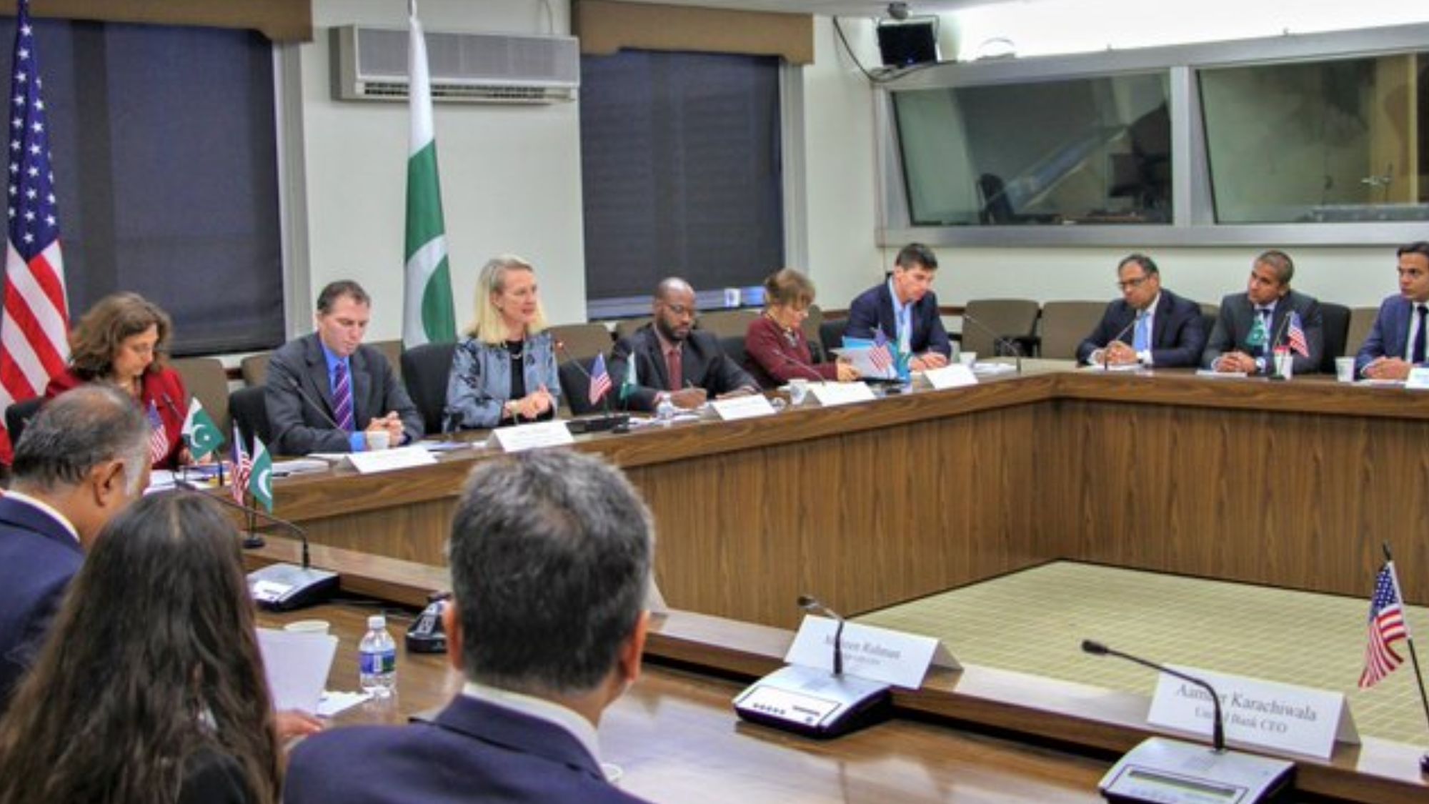 U.S.-Pakistan trade pact boosts oil, trade ties