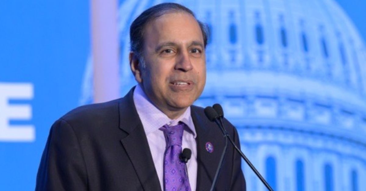 Krishnamoorthi unveils Trump accountability plan