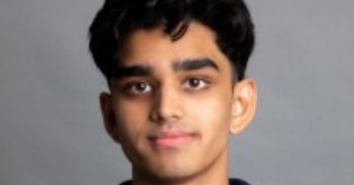 High School senior Dev Lakhani claims national journalism win