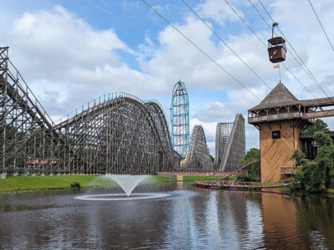 Man dies in Six Flags Georgia roller coaster incident