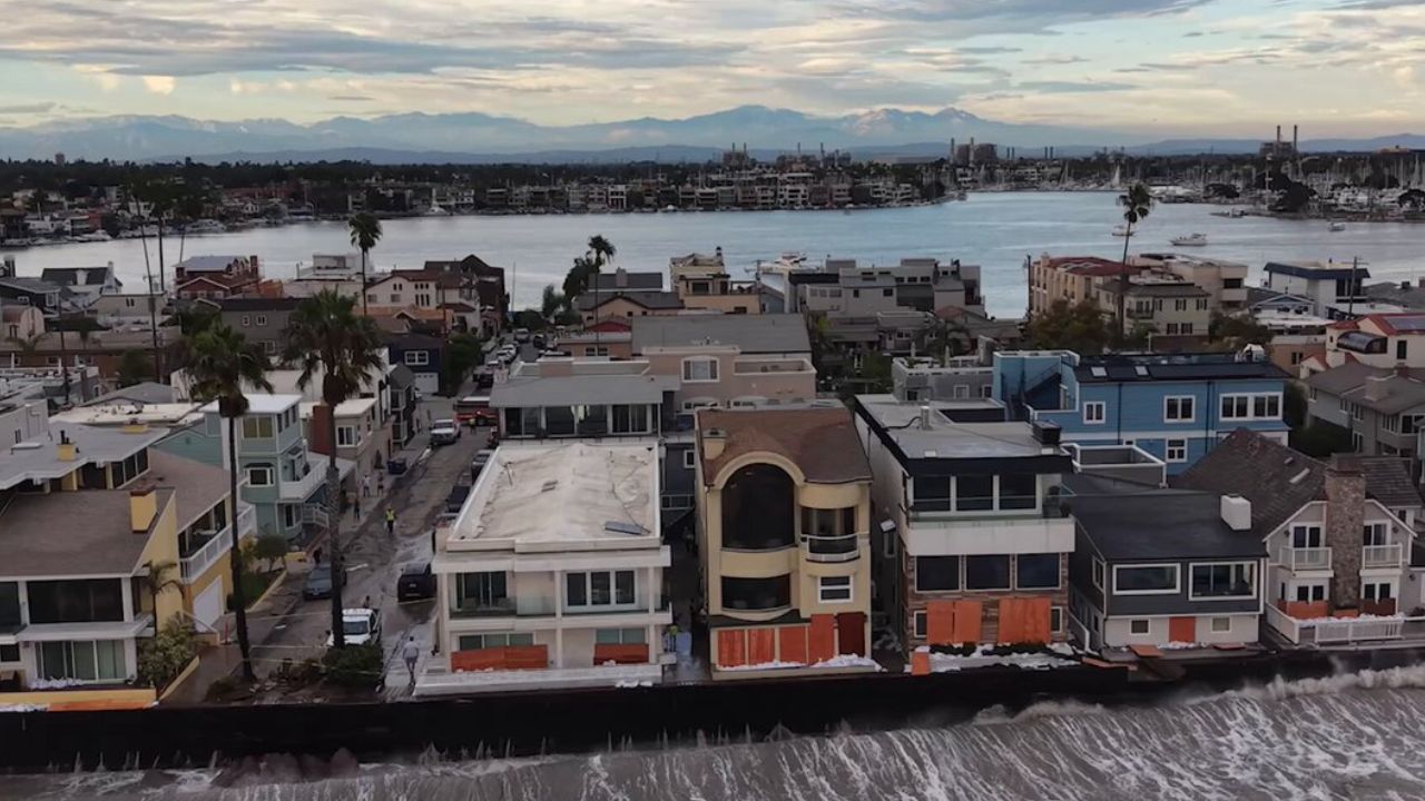 California Coastal Erosion: waves destroy beachfront homes