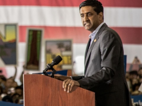Ro Khanna takes Aim at Schumer over Democratic Party’s direction