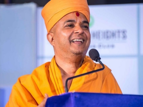 BAPS monk calls Eiffel Tower row a ‘Miscommunication’