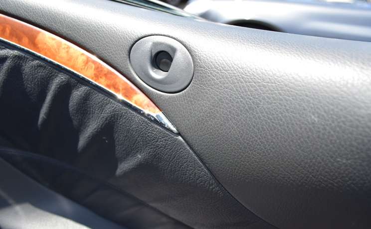 Mercedes clk wind deflector trim panel hole designed love the drive
