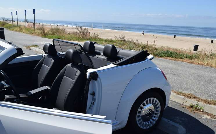 Vw beetle convertible from 2012 to 2019 wind deflector by love the drive drivers door open