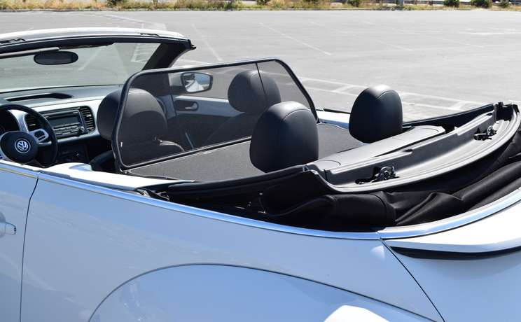 Vw beetle convertible from 2012 to 2019 wind deflector by love the drive rear drivers sdie