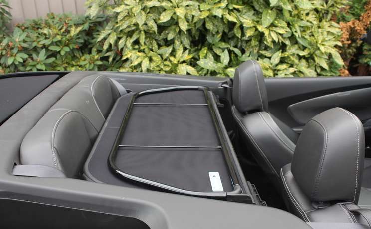 Camaro convertible wind deflector laying flat 2011 to 2015