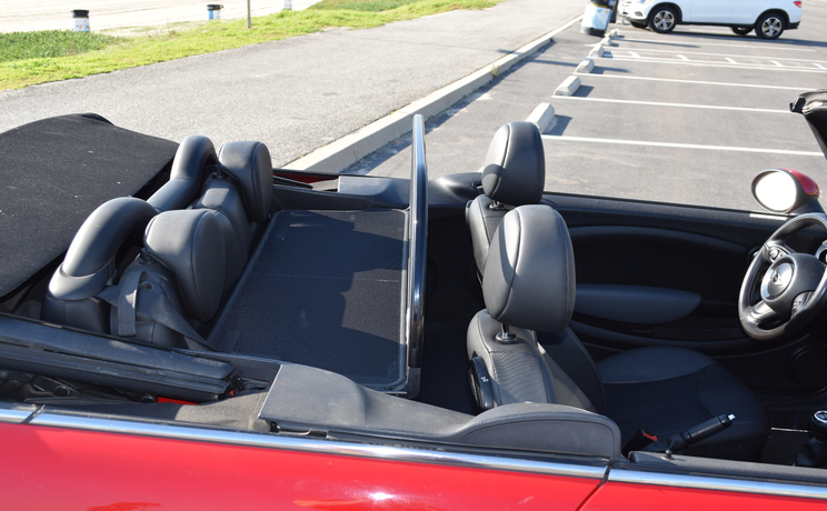 Mini convertible wind deflector fits years from 2004 to 2015 side view
