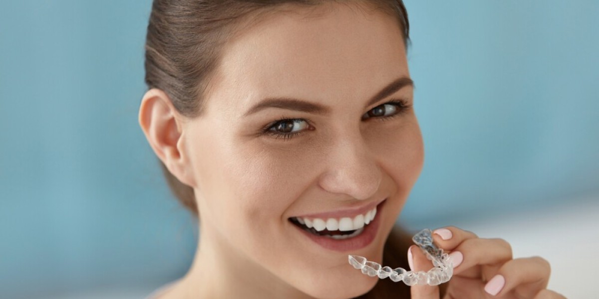 The Benefits and Process of Using Clear Aligners for Teeth Alignment