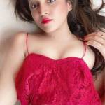 Model Priya Profile Picture
