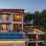 Jolly Villa Profile Picture